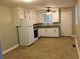 3310 Brookwood Ct Columbia, Sc 29204 (747) 444-3766 in Columbia, SC (Photo 7 of 12)