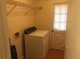 1519 Pratt Ave Ne, Huntsville, Al 35801 2 Beds 1 Bath 1,000 Sqf in Huntsville, AL (Photo 3 of 8)