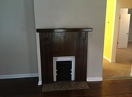 1519 Pratt Ave Ne, Huntsville, Al 35801 2 Beds 1 Bath 1,000 Sqf in Huntsville, AL (Photo 6 of 8)