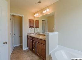4706 Carrington Blvd Se, Owens Cross Roads, Al 35763 3 Beds 2 B in Owens Cross Roads, AL (Photo 10 of 12)