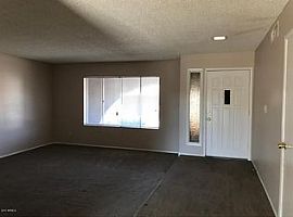 4833 W Cochise Dr, Glendale, Az 85302 3 Beds 2 Baths 1,717 Sqft in Glendale, AZ (Photo 6 of 8)