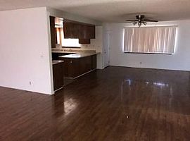 9203 Hickory Ave, Hesperia, Ca 92345 3 Beds 2 Baths 1,662 Sqft in Hesperia, CA (Photo 5 of 7)