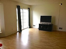 Beautiful,Safe, and Homey 2 Br., 2.5 Ba. Condo For Rent in Jersey City, NJ (Photo 3 of 9)