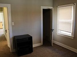 1610 Davis Ave, Whiting in Whiting, IN (Photo 6 of 12)