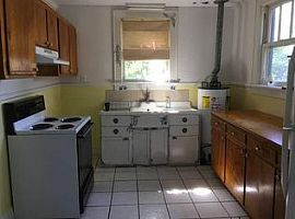  2414 Cherokee Hall Ln, Charleston, Sc 29414 2 Beds 1 Bath 1,15 in Charleston, SC (Photo 2 of 4)