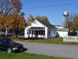 2bed-1bth/117 Concord Pl, Waynesboro, Va in Waynesboro, VA