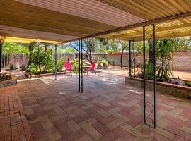 S Baylor Dr Tucson, Az 85710 in Tucson, AZ (Photo 11 of 12)