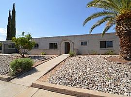 7602 E Lurlene Dr, Tucson, Az 85730 in Tucson, AZ