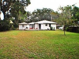 109 N Cove Ave, Panama City, Fl in Panama City, FL (Photo 3 of 4)