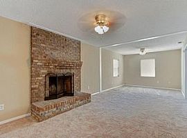 9007 Sibbald Rd, Jacksonville, Fl in Jacksonville, FL (Photo 3 of 8)