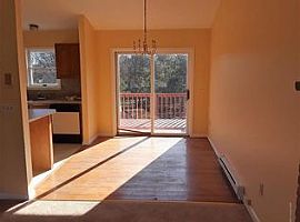 386 Skyline Dr, Blakeslee, Pa in Blakeslee, PA (Photo 5 of 11)