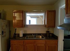 405 N Hite Ave, Louisville, Ky 40206 2 Beds 1.5 Baths in Louisville, KY (Photo 4 of 9)