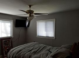 405 N Hite Ave, Louisville, Ky 40206 2 Beds 1.5 Baths in Louisville, KY (Photo 8 of 9)