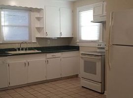 310 Blalock Rd, Spartanburg, Sc 29316 3 Beds 1 Bath in Spartanburg, SC (Photo 2 of 5)