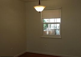7402 Lisle Ave, Falls Church, Va 22043 3 Beds 1 Bath in Falls Church, VA (Photo 2 of 4)
