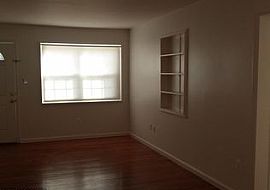 7402 Lisle Ave, Falls Church, Va 22043 3 Beds 1 Bath in Falls Church, VA (Photo 4 of 4)