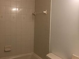 2906 Glenmont Dr, Roanoke, Va 24018 3 Beds 2.5 Baths in Roanoke, VA (Photo 2 of 7)