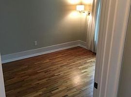 914 Nw a St, Bentonville, Ar 72712 2 Beds 1 Bath 962 Sqft in Bentonville, AR (Photo 9 of 9)