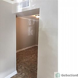 32beds 1 Bath 1,100 Sqft in Mobile, AL (Photo 2 of 4)