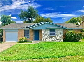 6718 Sweet Sue Ln Welcome Home!!this Charming 3 Bedroom 1.5 Bat in Dallas, TX (Photo 1 of 11)