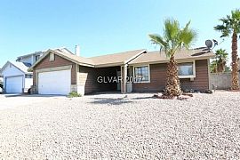 5316 Rock Creek Ln Lovely 1 Story Home Features 4br 2bath 2 Gar in Las Vegas, NV