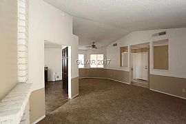 5316 Rock Creek Ln Lovely 1 Story Home Features 4br 2bath 2 Gar in Las Vegas, NV (Photo 3 of 11)