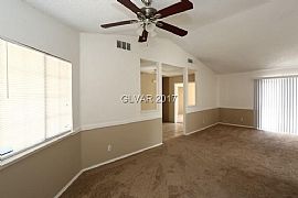 5316 Rock Creek Ln Lovely 1 Story Home Features 4br 2bath 2 Gar in Las Vegas, NV (Photo 5 of 11)