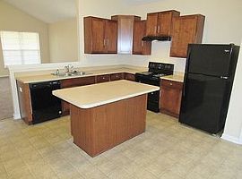 3333 W 39th St, Indianapolis, in 46228 2 Beds 2 Baths 1,398 Sqf in Indianapolis, IN (Photo 1 of 7)