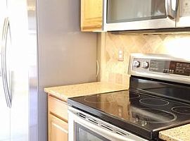 784 Kimberly Ct W, Gaithersburg, Md 20878 3 Beds 3 Baths 1,320  in Gaithersburg, MD (Photo 6 of 9)