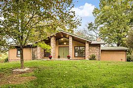 3 Beds 3 Baths 2,660 Sqft in Cleveland, TN (Photo 4 of 12)