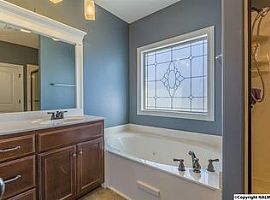 107 Woodvale Dr, Madison, Al 35756 in Madison, AL (Photo 5 of 9)