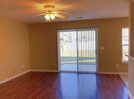  166 Tibton Cir, Myrtle Beach, Sc 29588 3 Beds 2 Baths 1,250 Sq in Myrtle Beach, SC (Photo 2 of 4)