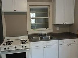  211 N Pliney Cir, Simpsonville, Sc 29681 2 Beds 1 Bath 977 Sqf in Simpsonville, SC (Photo 4 of 4)