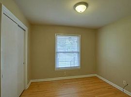 1217 W Lovers Ln, Arlington, Tx 76013 3 Beds 2 Baths 1,288 Sqft in Arlington, TX (Photo 2 of 10)