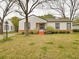 1217 W Lovers Ln, Arlington, Tx 76013 3 Beds 2 Baths 1,288 Sqft in Arlington, TX (Photo 6 of 10)