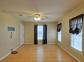 1217 W Lovers Ln, Arlington, Tx 76013 3 Beds 2 Baths 1,288 Sqft in Arlington, TX (Photo 7 of 10)