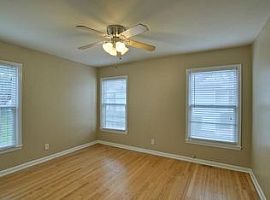 1217 W Lovers Ln, Arlington, Tx 76013 3 Beds 2 Baths 1,288 Sqft in Arlington, TX (Photo 8 of 10)