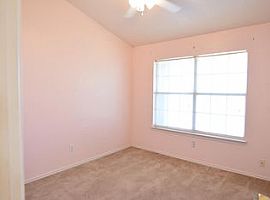 2207 Pixton Dr, Killeen, Tx 76543 3 Beds 2 Baths 1,307 Sqft in Killeen, TX (Photo 11 of 12)