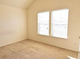 2207 Pixton Dr, Killeen, Tx 76543 3 Beds 2 Baths 1,307 Sqft in Killeen, TX (Photo 4 of 12)