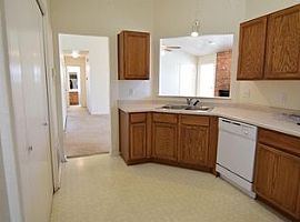 2207 Pixton Dr, Killeen, Tx 76543 3 Beds 2 Baths 1,307 Sqft in Killeen, TX (Photo 6 of 12)