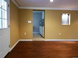 227 Nottingham Rd, Montgomery, Al 36109 in Montgomery, AL (Photo 4 of 10)