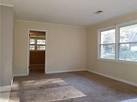 227 Nottingham Rd, Montgomery, Al 36109 in Montgomery, AL (Photo 7 of 10)