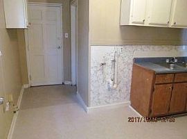 655 Live Oak St, Mobile, Al 36603 in Mobile, AL (Photo 9 of 9)