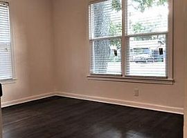 1212 W Saint Johns Ave, Austin, Tx 78757 2 Beds 2 Baths 1,262 S in Austin, TX (Photo 9 of 12)
