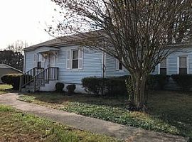  540 Pisgah Cir, Kernersville, Nc 27284  in Kernersville, NC (Photo 2 of 4)