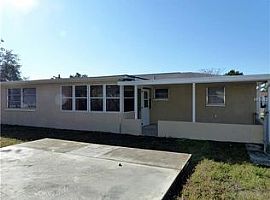 7609 Gulf Highlands Dr, Port Richey, Fl 34668 in Port Richey, FL (Photo 11 of 12)