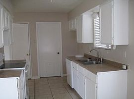  6711 Navidad Rd, Houston, Tx 77083 3 Beds 2 Baths 1,275 Sqft in Houston, TX (Photo 6 of 7)