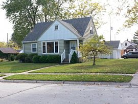  1645 Madison Ave, South Milwaukee, Wi 53172 4 Beds 2 Baths 1,5 in South Milwaukee, WI