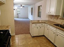 2102 18th Ave N, Texas City, Tx 77590 3 Beds 2 Baths 1,162 Sqft in Texas City, TX (Photo 10 of 10)