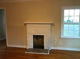 309 S Bartow St, Cartersville, Ga 30120 3 Beds 1 Bath 1,340 Sqf in Cartersville, GA (Photo 4 of 7)